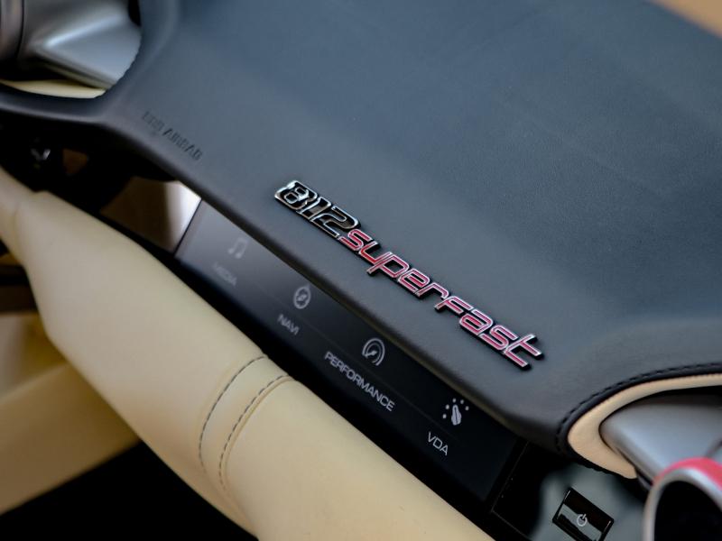 Image FERRARI 812 SUPERFAST V12 Atmosphérique 6.5