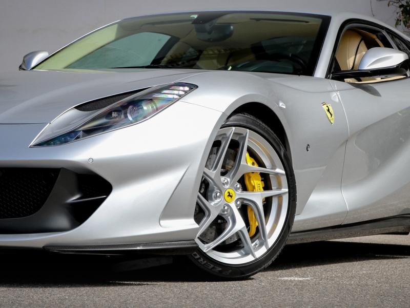 Image FERRARI 812 SUPERFAST V12 Atmosphérique 6.5