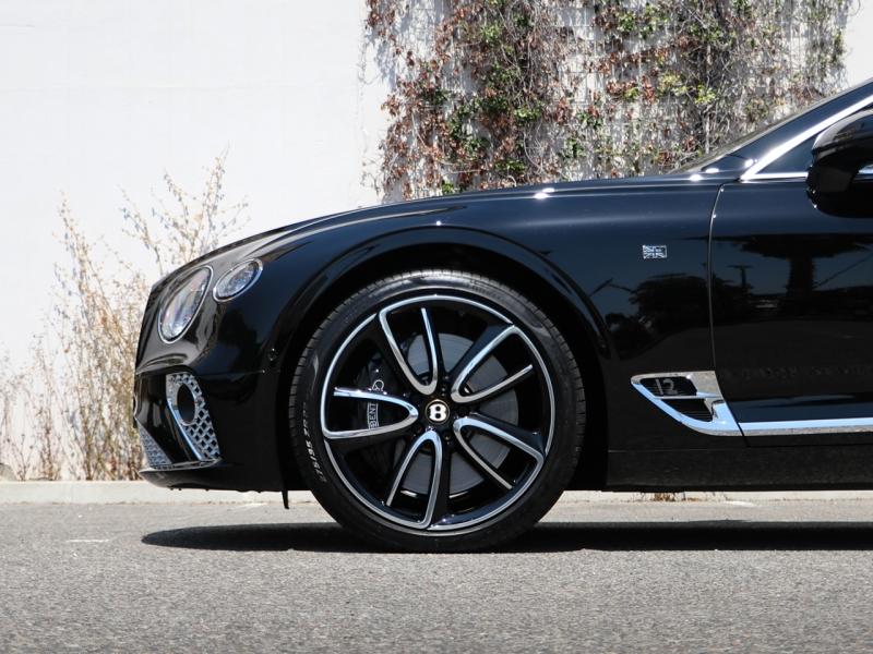 Image BENTLEY CONTINENTAL GTC First Edition W12 6.0 635ch
