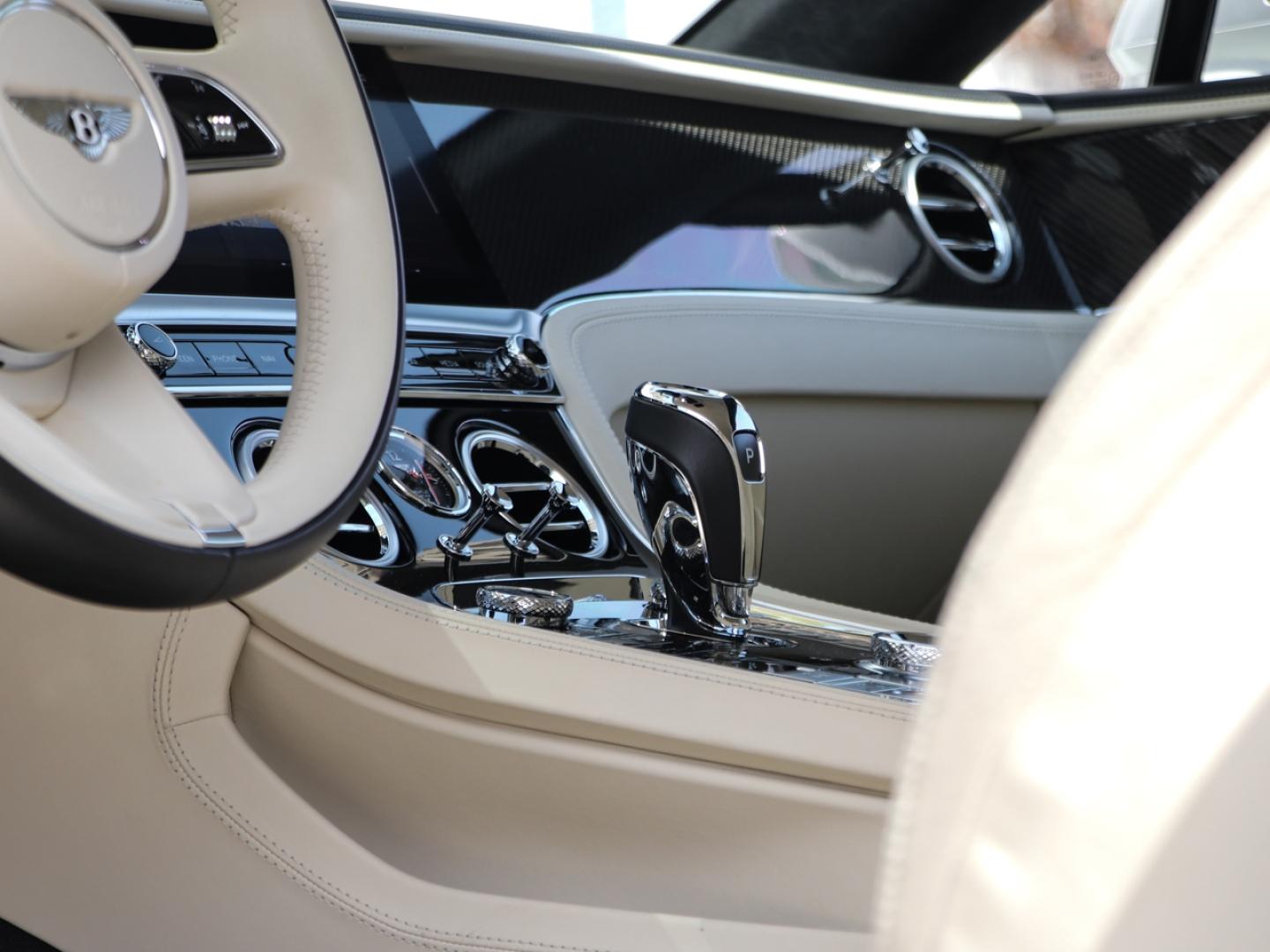 Image BENTLEY Continental GT V8 4.0 550ch