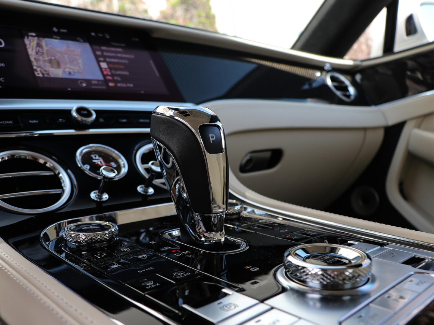 Image BENTLEY Continental GT V8 4.0 550ch