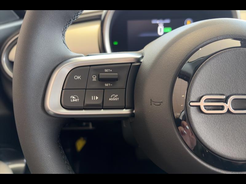 Image FIAT 600 e 156ch 54kWh La Prima