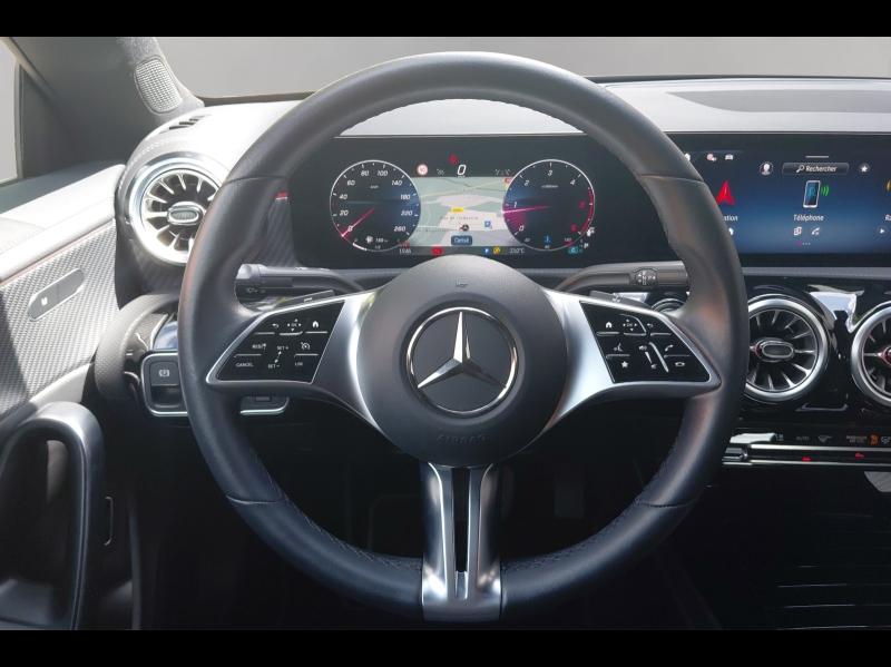 Image MERCEDES-BENZ CLA 200 d 150ch Progressive Line 8G-DCT