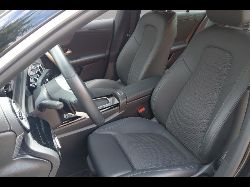 Image MERCEDES-BENZ CLA 200 d 150ch Progressive Line 8G-DCT