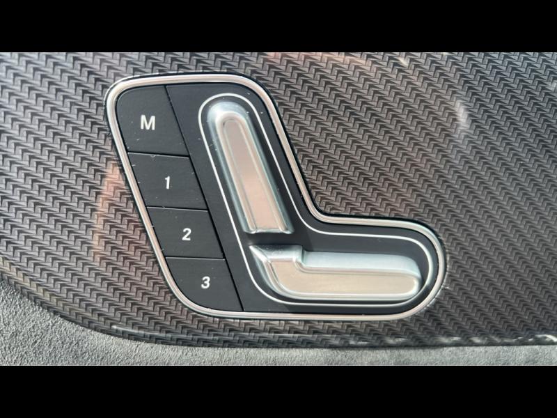 Image MERCEDES-BENZ GLA 200 d 150ch AMG Line 8G-DCT 4Matic