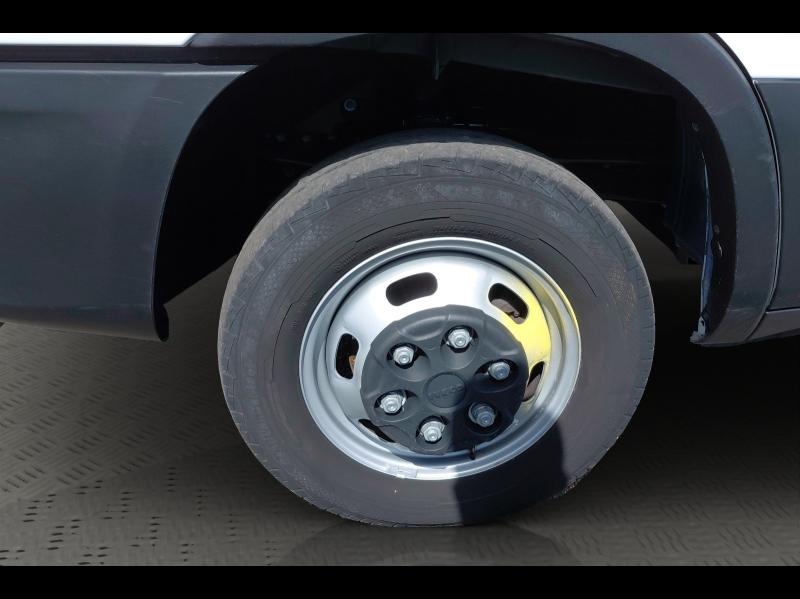 Image IVECO Daily CCb 35C14H Empattement 3750 Tor