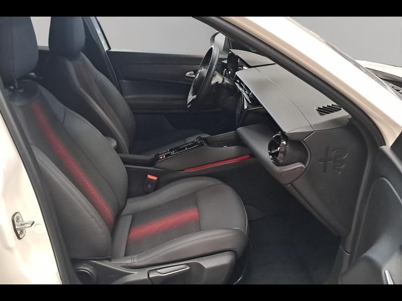 Image ALFA ROMEO Junior 1.2 Ibrida 145ch Premium e-DCT6