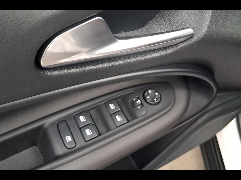 Image ALFA ROMEO Junior 1.2 Ibrida 145ch Premium e-DCT6