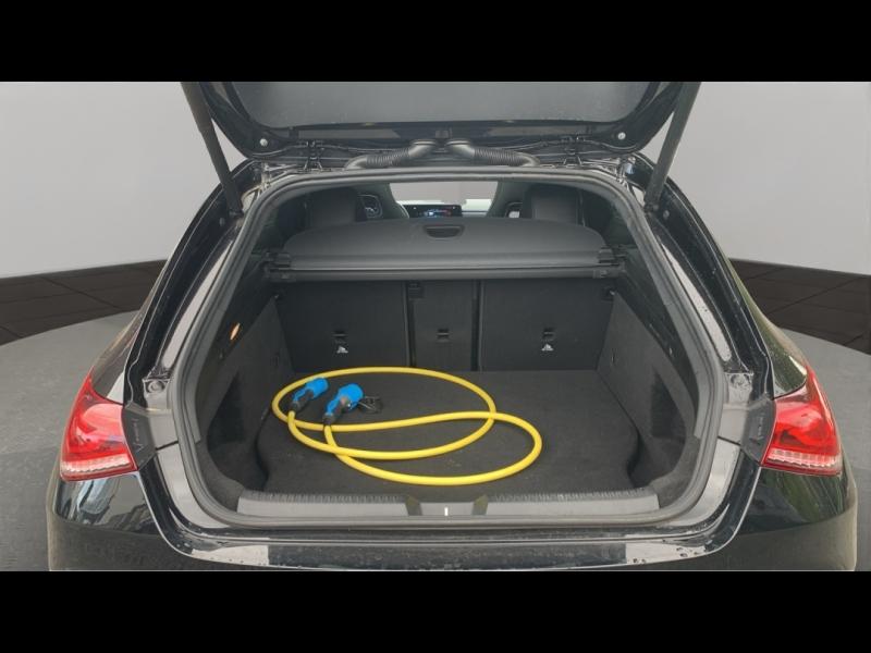 Image MERCEDES-BENZ CLA Shooting Brake 250 e 160+102ch AMG Line 8G-DCT