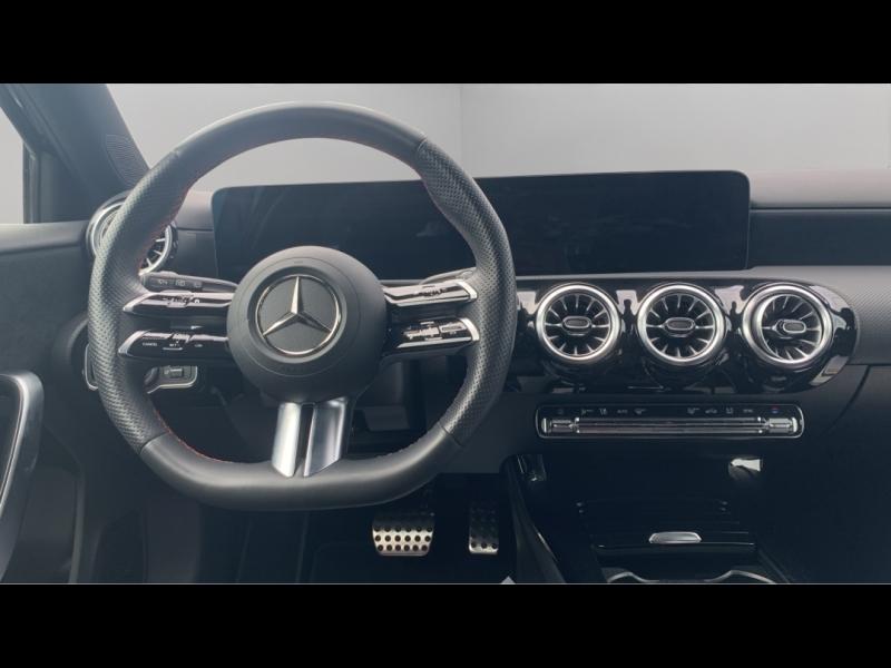 Image MERCEDES-BENZ Classe A 200 d 150ch AMG Line 8G-DCT