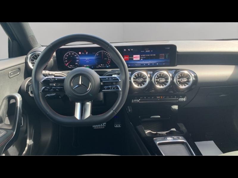 Image MERCEDES-BENZ Classe A 250 e Hybrid EQ 163+109ch AMG Line 8G-DCT