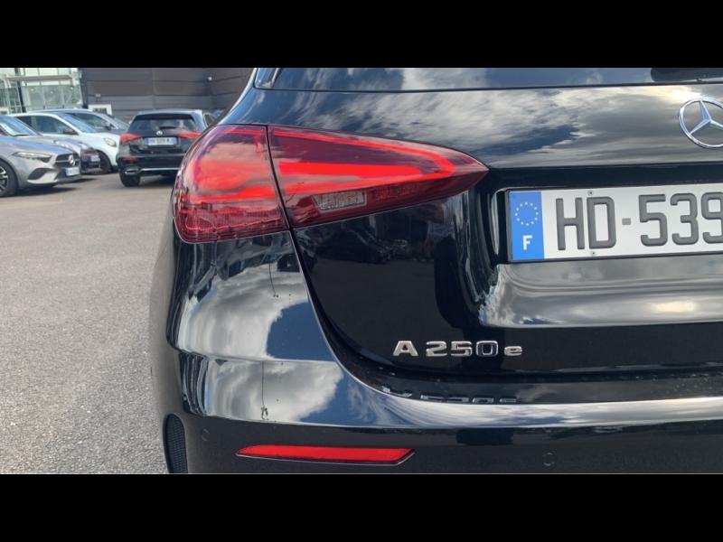 Image MERCEDES-BENZ Classe A 250 e Hybrid EQ 163+109ch AMG Line 8G-DCT