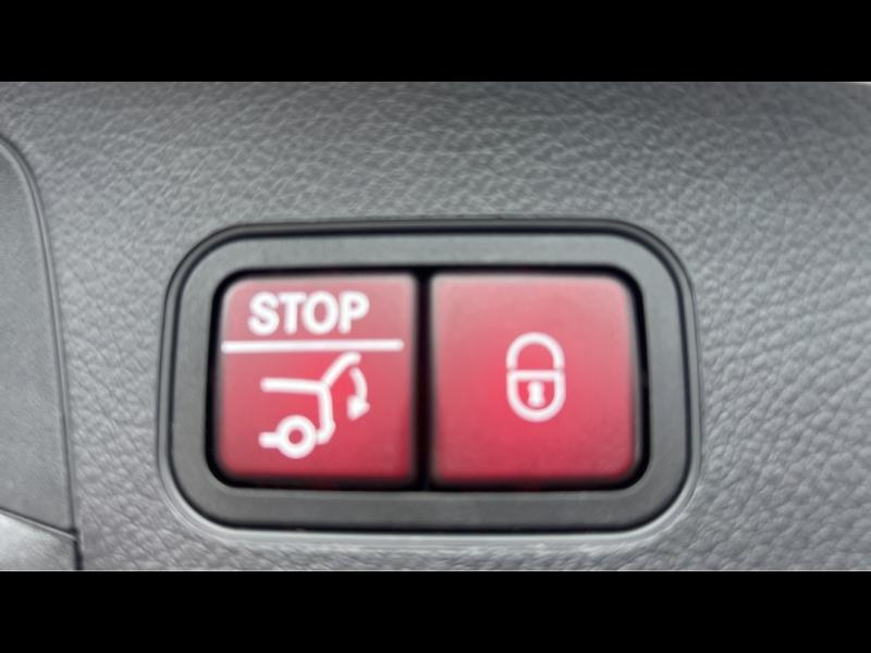 Image MERCEDES-BENZ GLA 200 d 150ch AMG Line 8G-DCT