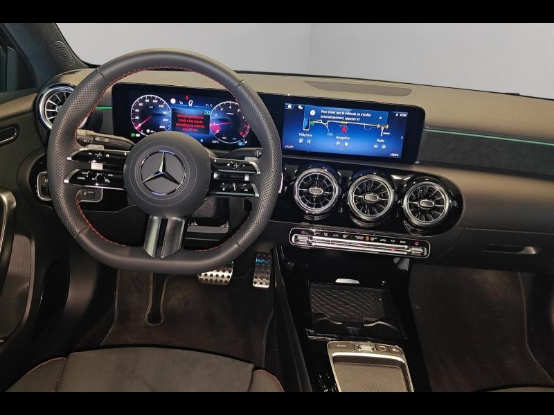 Image MERCEDES-BENZ Classe A 200 163ch AMG Line 7G-DCT