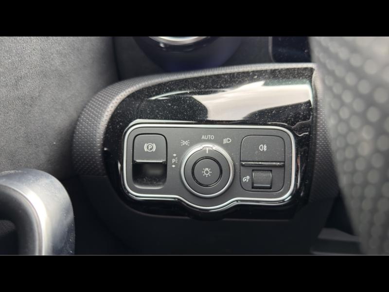 Image MERCEDES-BENZ Classe A 180 136ch AMG Line 7G-DCT