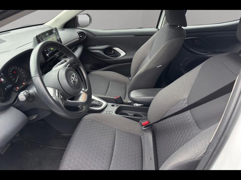 Image TOYOTA Yaris 116h Dynamic Business 5p + Programme Beyond Zero Academy MY21