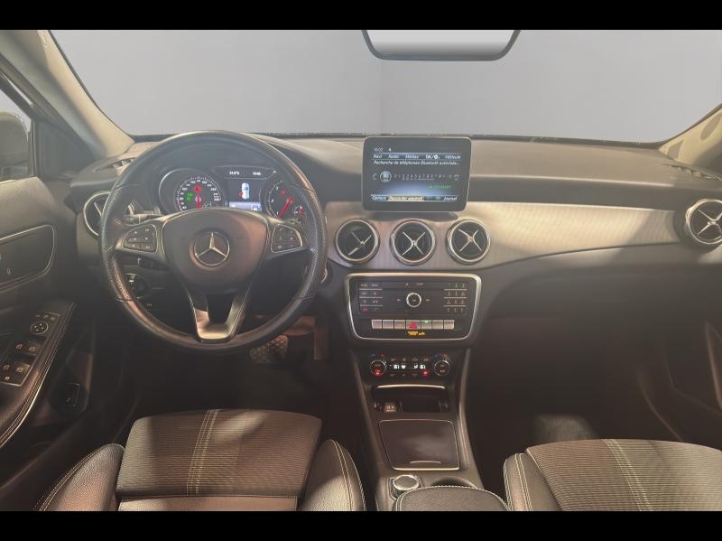 Image MERCEDES-BENZ GLA 200 d 136ch Sensation 7G-DCT Euro6c