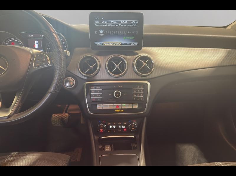 Image MERCEDES-BENZ GLA 200 d 136ch Sensation 7G-DCT Euro6c