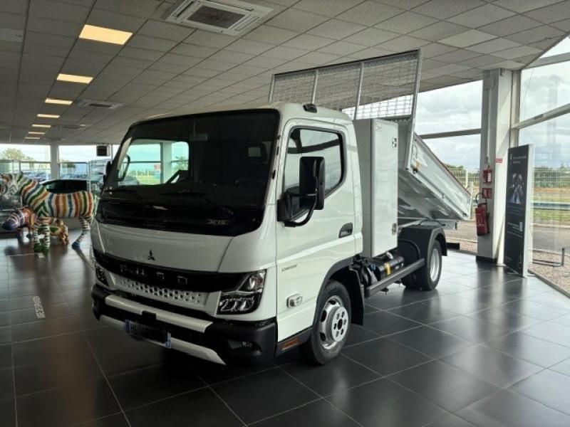 Photo FUSO Canter CCb 3C15 Empattement 28