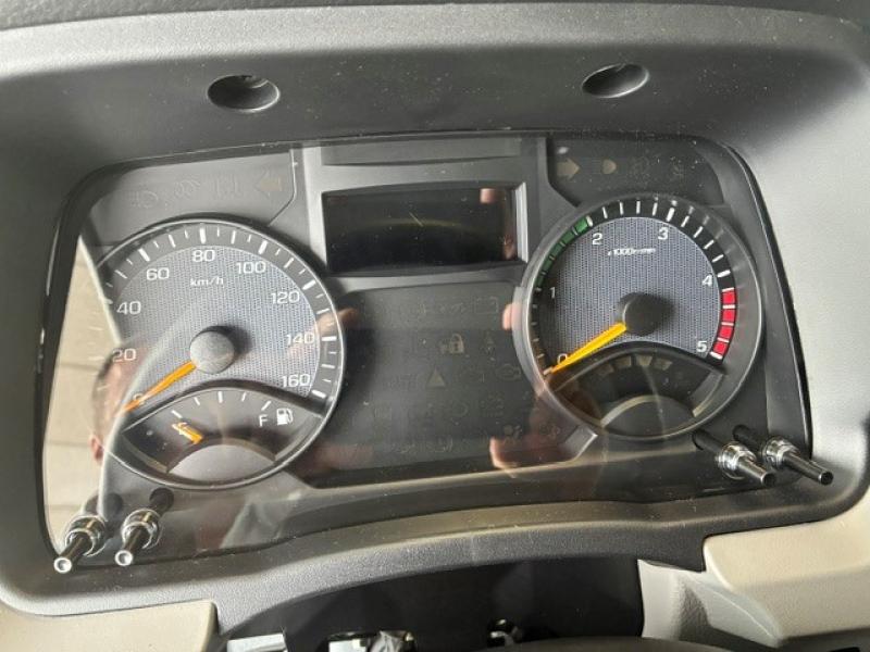 Image FUSO Canter CCb 3C15 Empattement 28