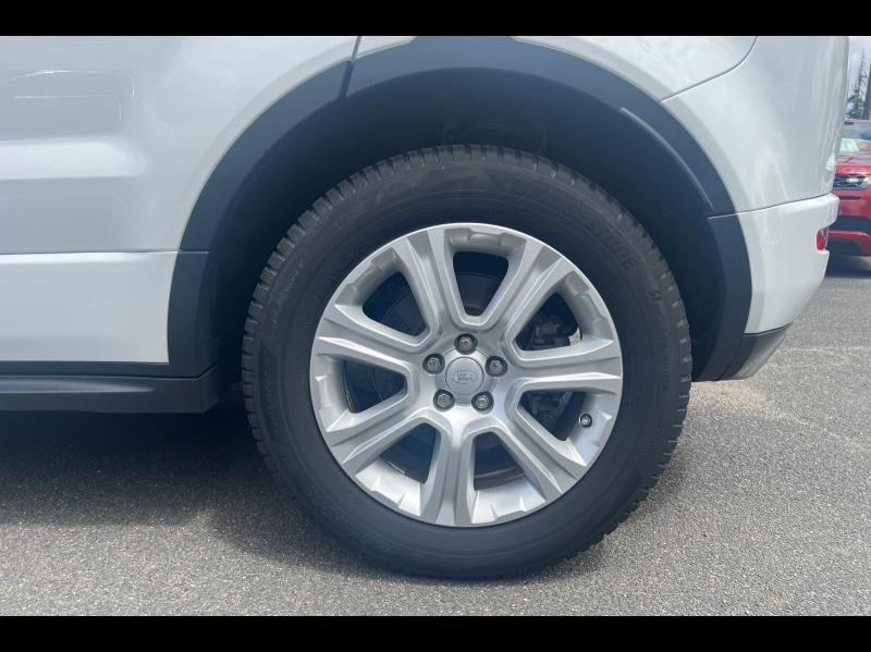 Image LAND-ROVER Range Rover Evoque 2.0 TD4 180 SE Dynamic 4x4 BVA Mark VI