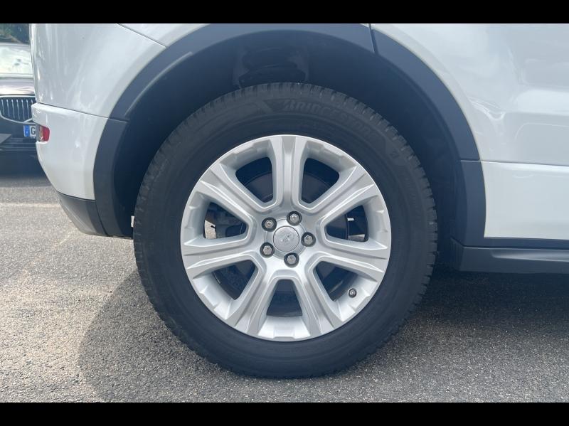 Image LAND-ROVER Range Rover Evoque 2.0 TD4 180 SE Dynamic 4x4 BVA Mark VI