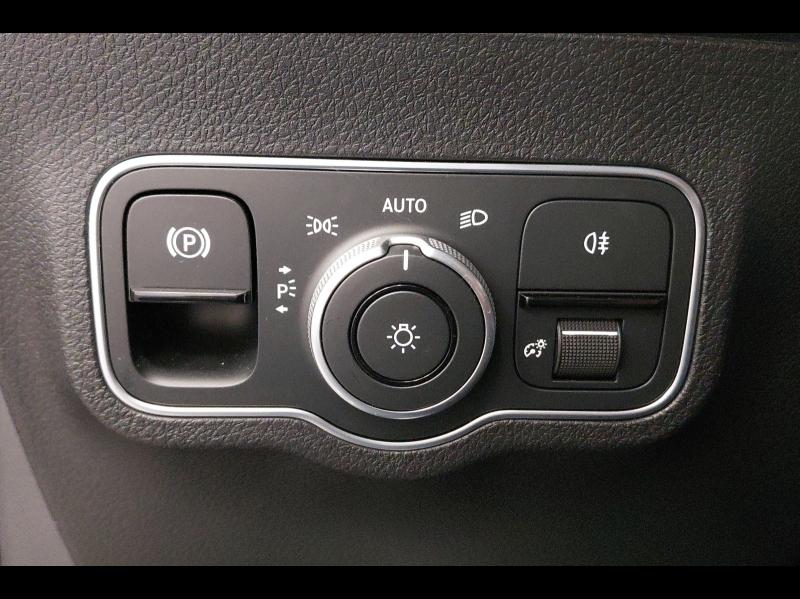 Image MERCEDES-BENZ GLB 200 d 150ch Progressive Line 8G-DCT