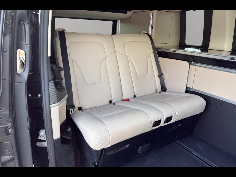 Image MERCEDES-BENZ Marco Polo 300 d 237ch 9G-Tronic 4Matic AMG Line