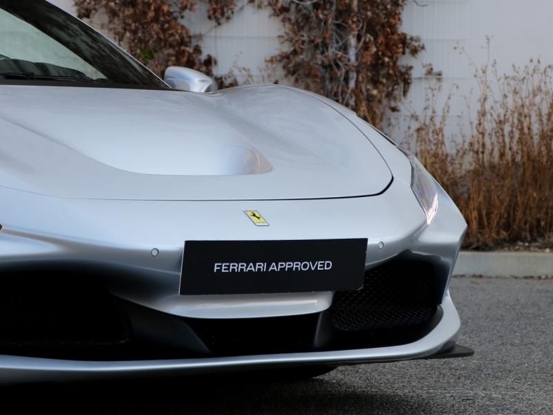 Image FERRARI F8 TRIBUTO V8 Biturbo 3.9
