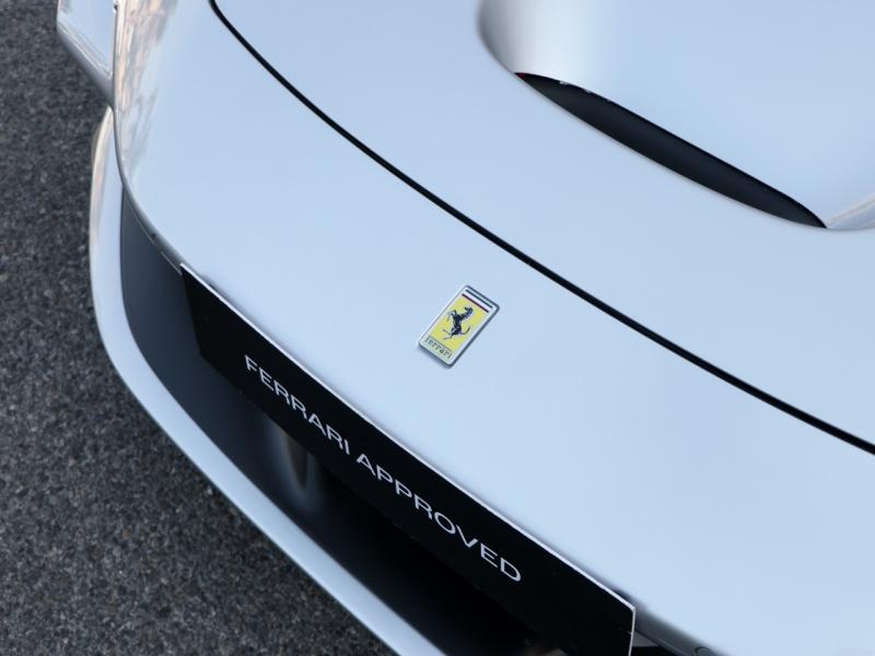 Image FERRARI F8 TRIBUTO V8 Biturbo 3.9