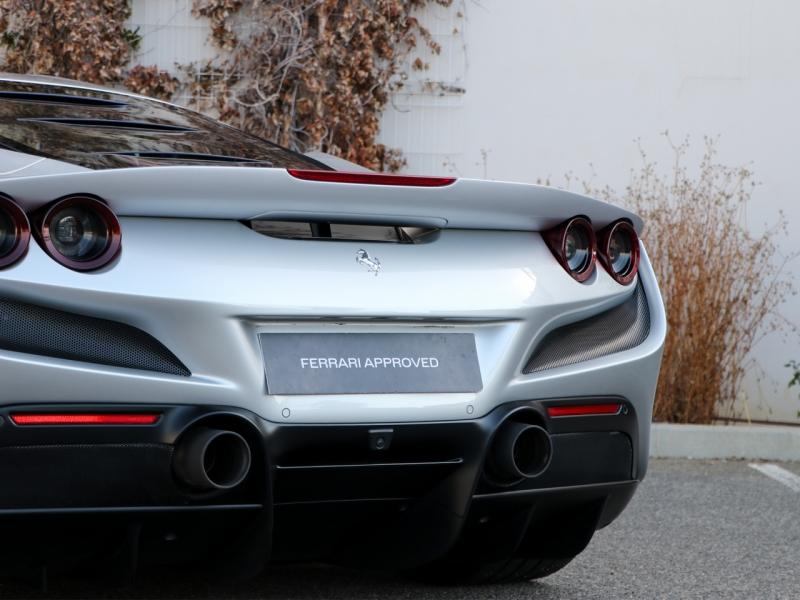 Image FERRARI F8 TRIBUTO V8 Biturbo 3.9