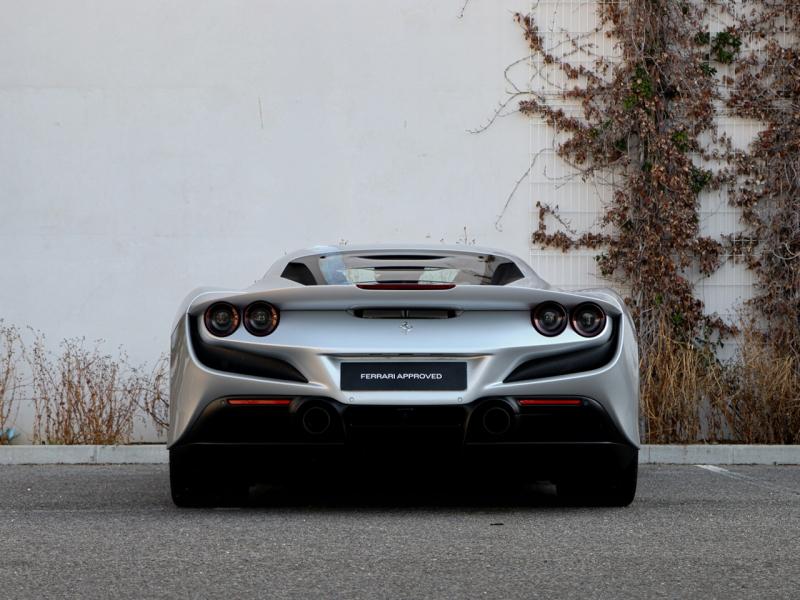 Image FERRARI F8 TRIBUTO V8 Biturbo 3.9