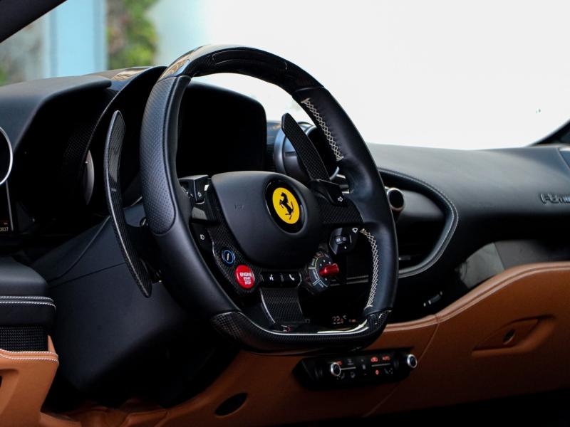 Image FERRARI F8 TRIBUTO V8 Biturbo 3.9