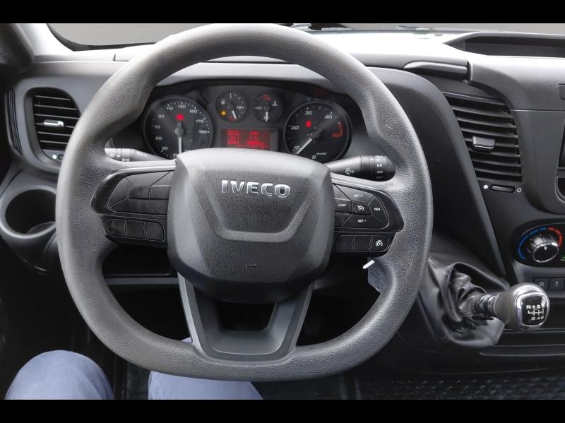 Image IVECO Daily CCb 35C14 Empattement 3750 Tor