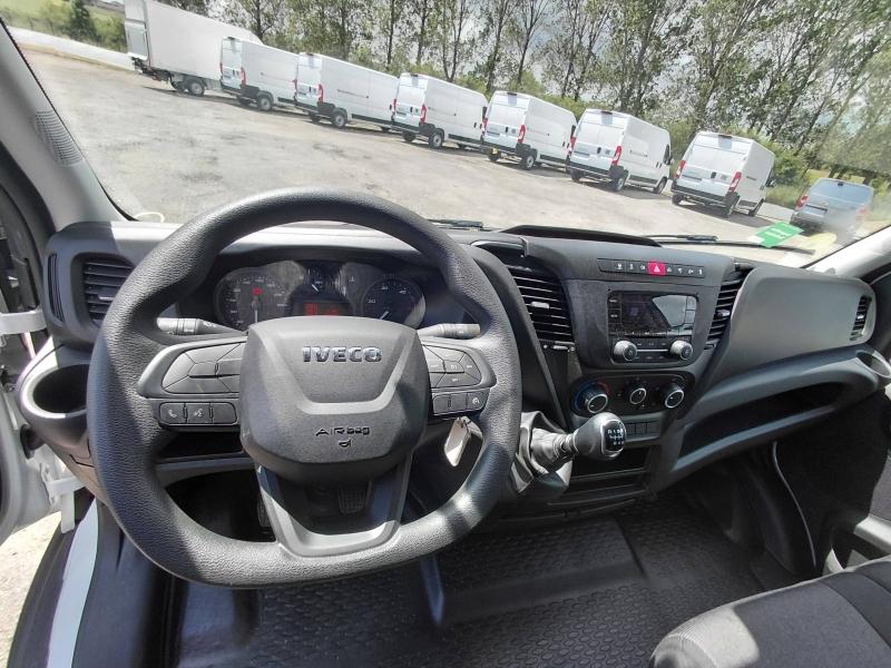 Image IVECO Daily 35C Fg 35C16H EMPT 4100 3.0 CAISSE HAYON
