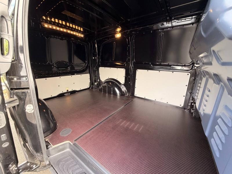 Image MERCEDES-BENZ Vito Fg 114 CDI Compact Select Propulsion 9G-Tronic 2 places