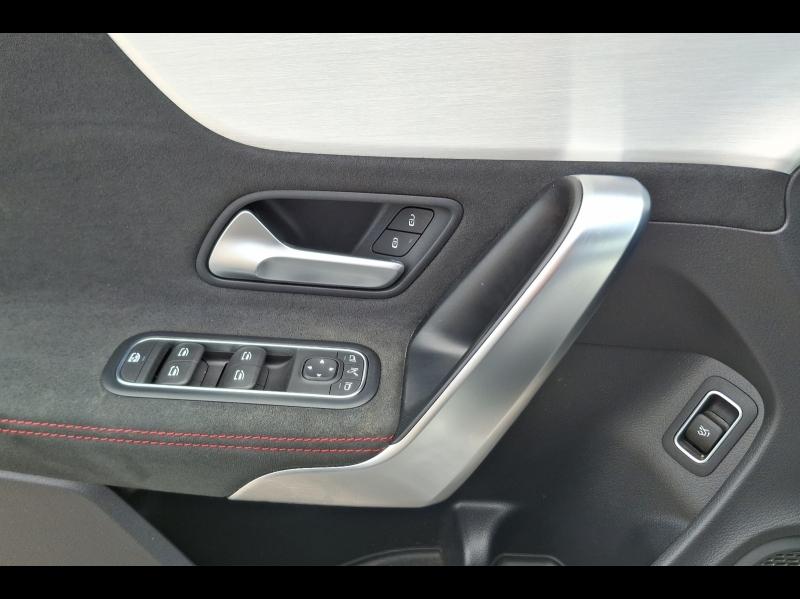 Image MERCEDES-BENZ CLA 180 136ch AMG Line 7G-DCT