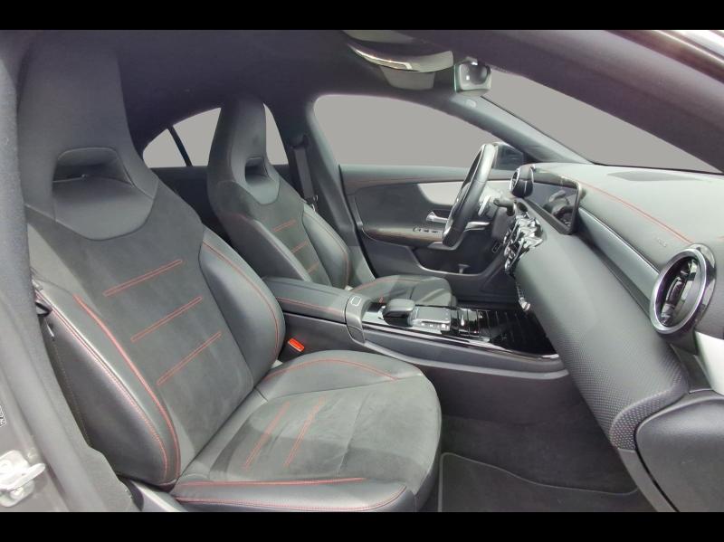 Image MERCEDES-BENZ CLA 180 136ch AMG Line 7G-DCT