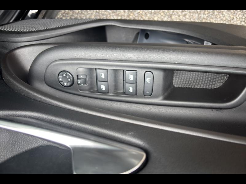 Image JEEP Avenger 1.2 Turbo T3 100ch Altitude