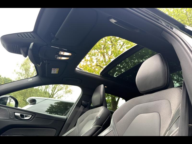 Image VOLVO XC60 T6 AWD 253 + 145ch Plus Style Dark Geartronic