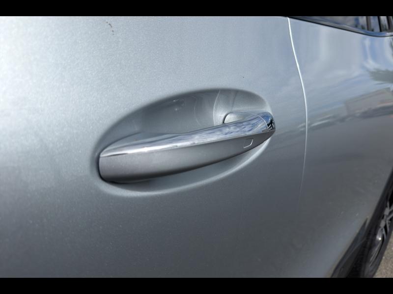 Image MERCEDES-BENZ GLA 200 d 150ch Progressive Line 8G-DCT