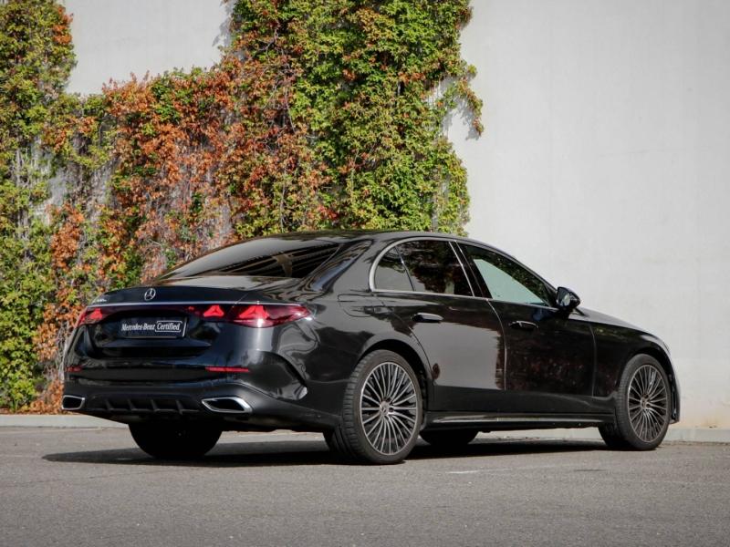 Image MERCEDES-BENZ Classe E 300 e 204+129ch AMG Line 9G-Tronic