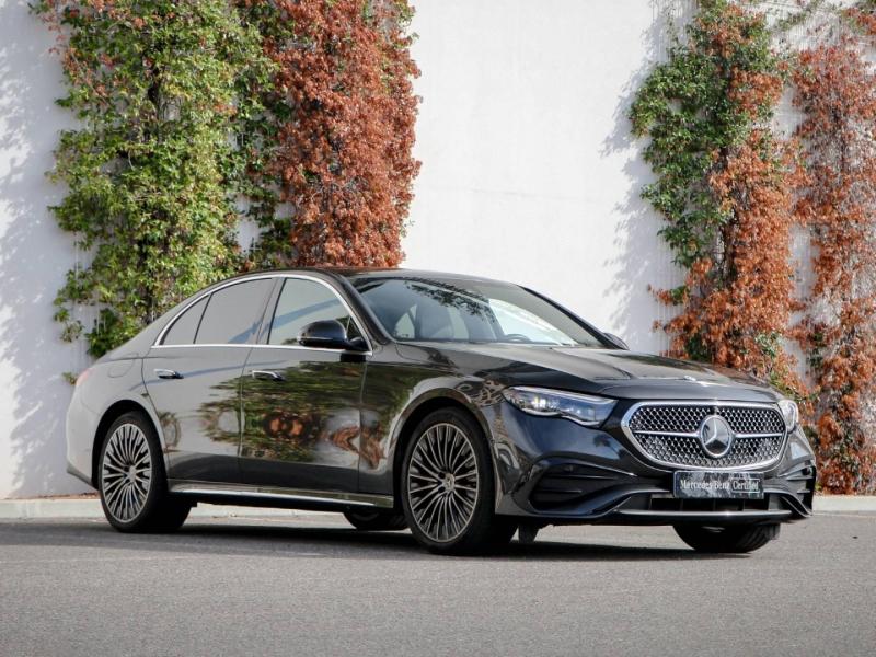 Image MERCEDES-BENZ Classe E 300 e 204+129ch AMG Line 9G-Tronic