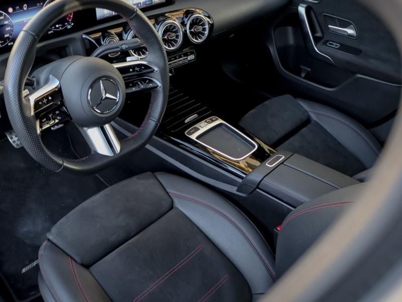 Image MERCEDES-BENZ Classe A 250 e Hybrid EQ 163+109ch AMG Line 8G-DCT