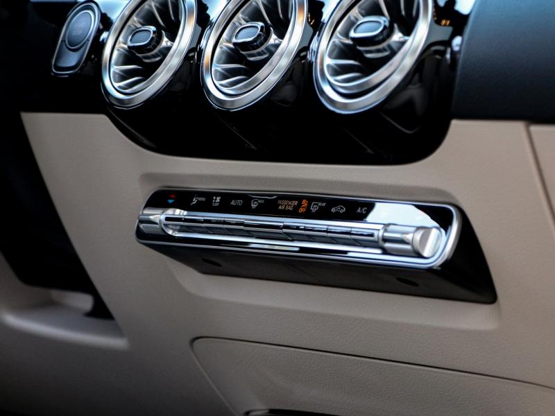 Image MERCEDES-BENZ EQA 250+ 190ch Progressive Line