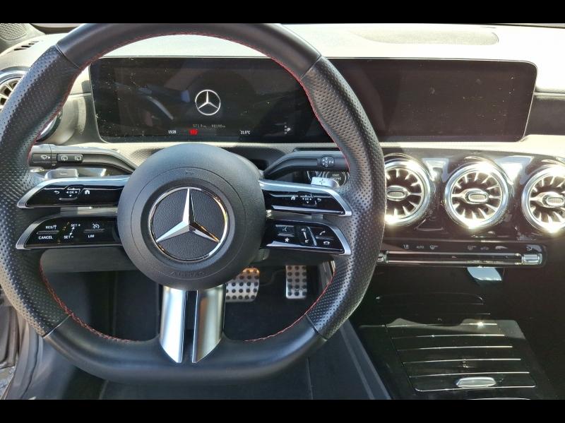 Image MERCEDES-BENZ Classe A 180 d 116ch AMG Line 8G-DCT