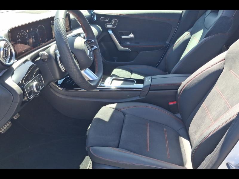 Image MERCEDES-BENZ CLA 220 d 190ch AMG Line 8G-DCT