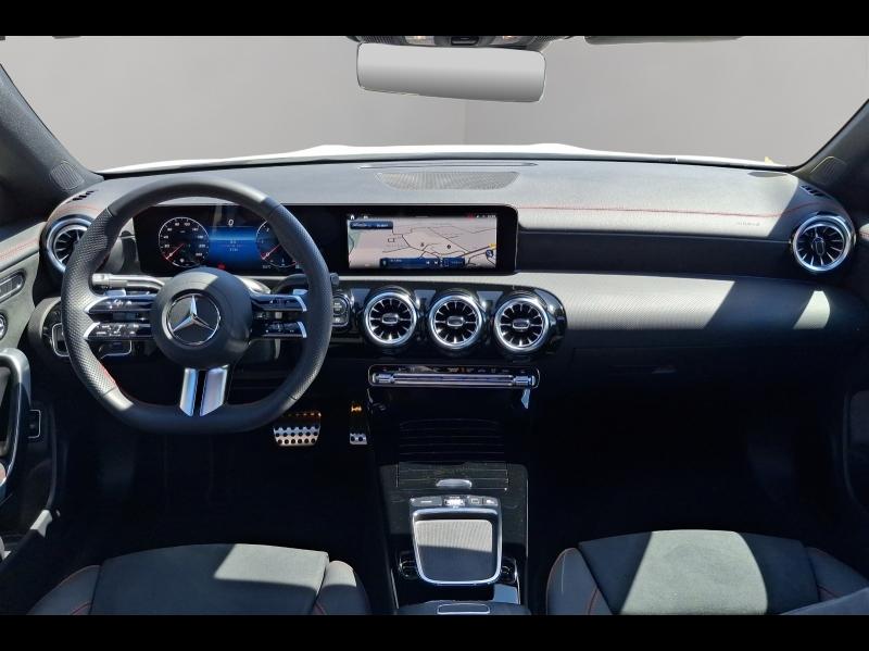 Image MERCEDES-BENZ CLA 220 d 190ch AMG Line 8G-DCT
