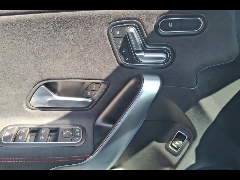 Image MERCEDES-BENZ CLA 220 d 190ch AMG Line 8G-DCT