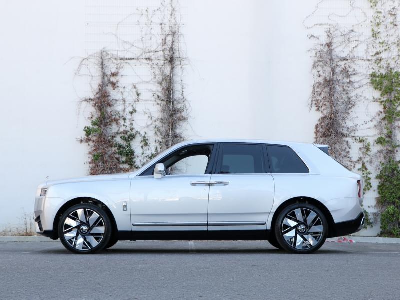 Image ROLLS-ROYCE Cullinan V12 6.75 Bi-Turbo 571ch
